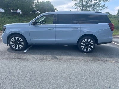 2025 Ford Expedition Max Platinum
