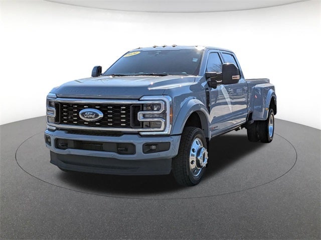 2026 Ford F-450SD Platinum DRW
