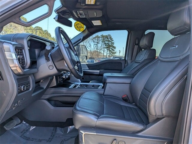 2026 Ford F-450SD Platinum DRW