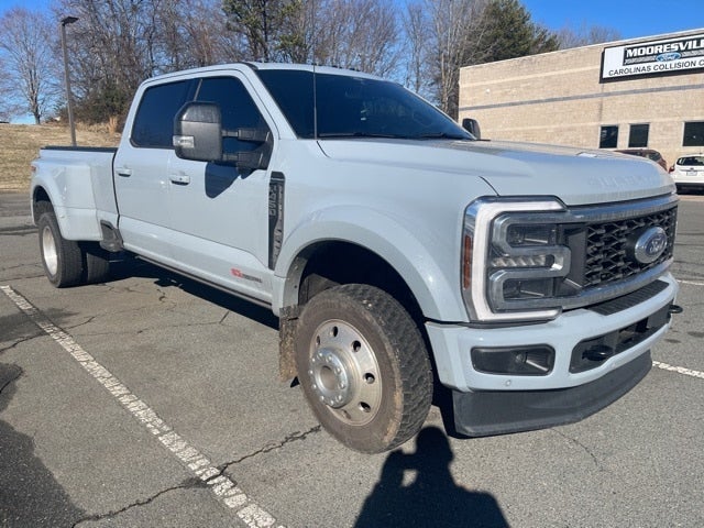 2026 Ford F-450SD Platinum DRW