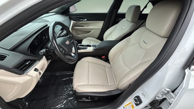 2022 Cadillac CT4 Premium Luxury