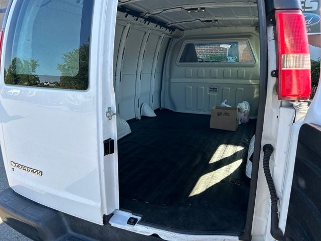 2017 Chevrolet Express 2500 Work Van Cargo