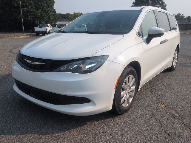 2021 Chrysler Voyager L