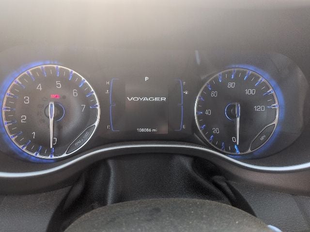 2021 Chrysler Voyager L