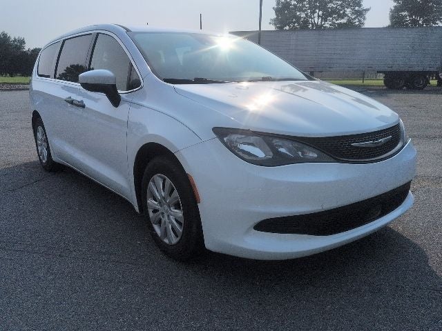2021 Chrysler Voyager L