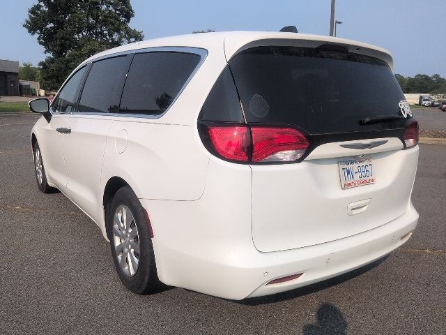 2021 Chrysler Voyager L