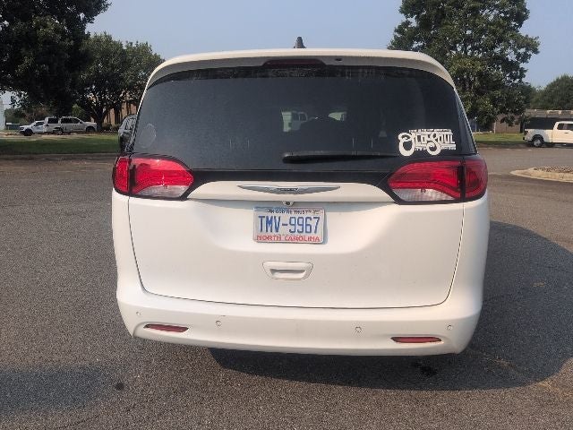 2021 Chrysler Voyager L