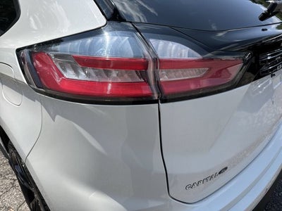 2022 Ford Edge ST