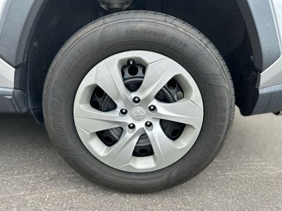 2021 Toyota RAV4 LE