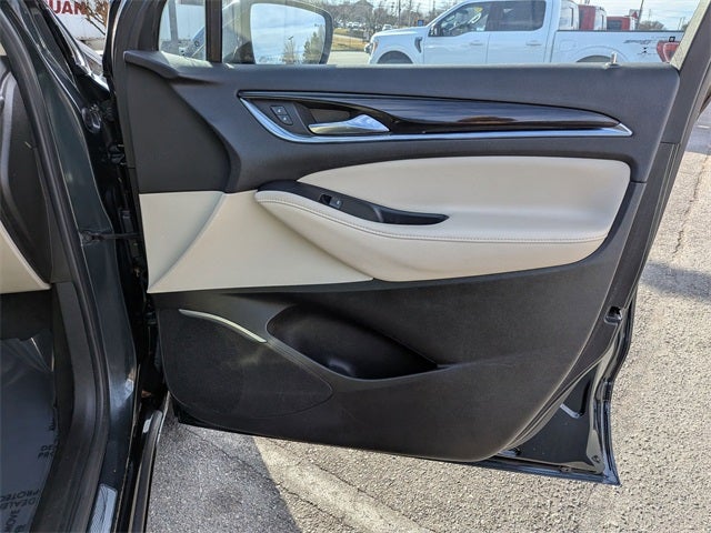 2021 Buick Enclave Essence