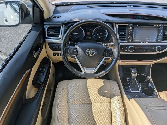 2019 Toyota Highlander Limited Platinum