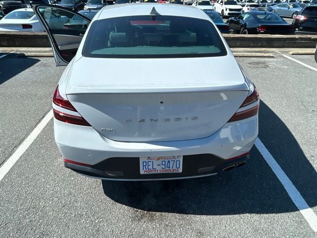 2022 Genesis G70 2.0T