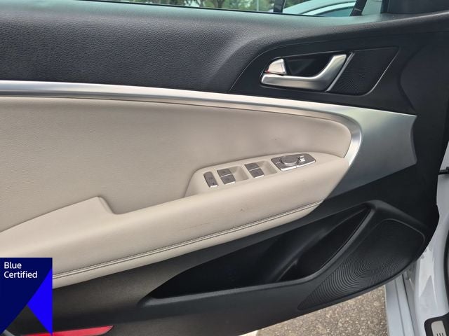 2022 Genesis G70 2.0T