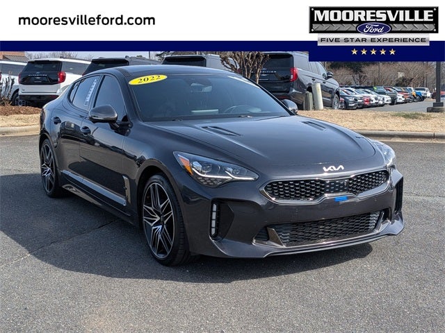 2022 Kia Stinger GT2