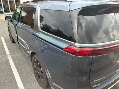 2024 Kia Carnival SX