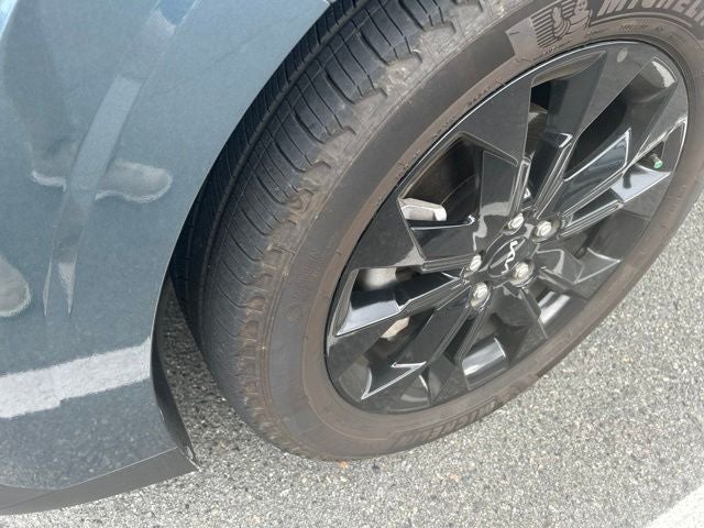 2024 Kia Carnival SX