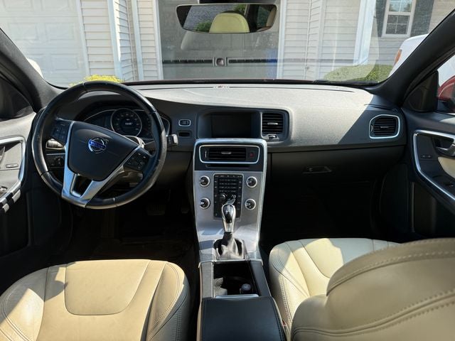 2017 Volvo V60 T5 Premier