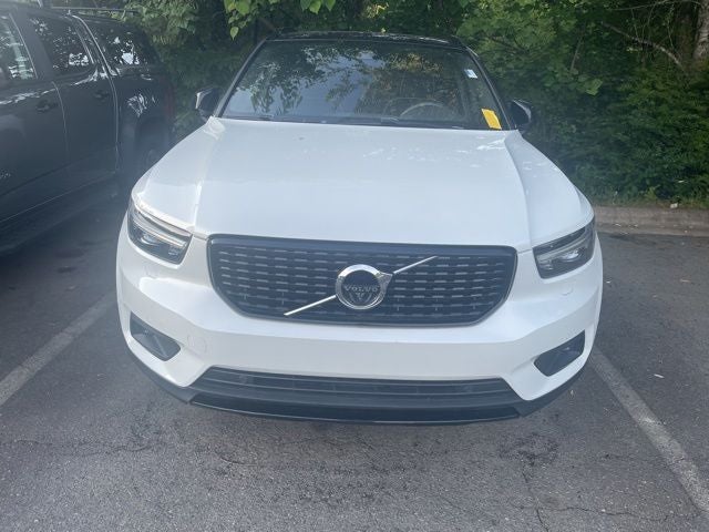 2021 Volvo XC40 R-Design
