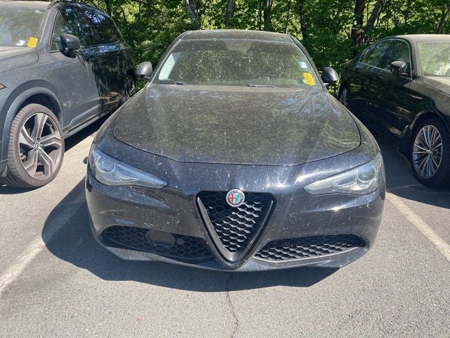 2019 Alfa Romeo Giulia Base